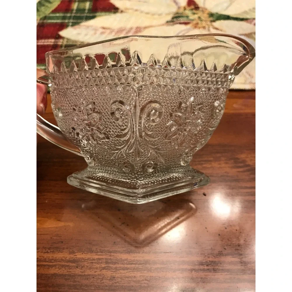 Indiana glass factory diamond‎ shape creamer clear sandwich